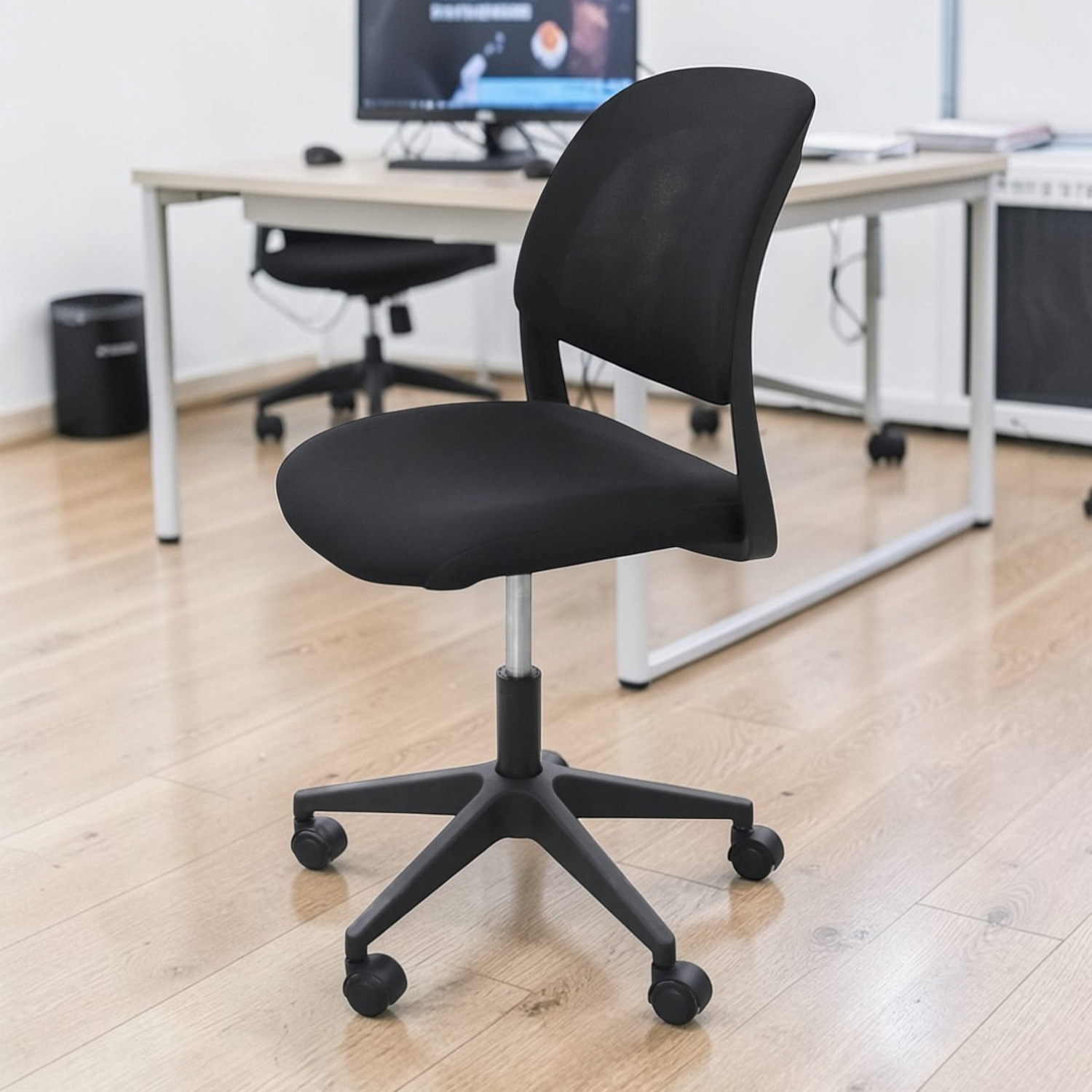 Кресло офисное 8399МJ-BK нейлон/серый